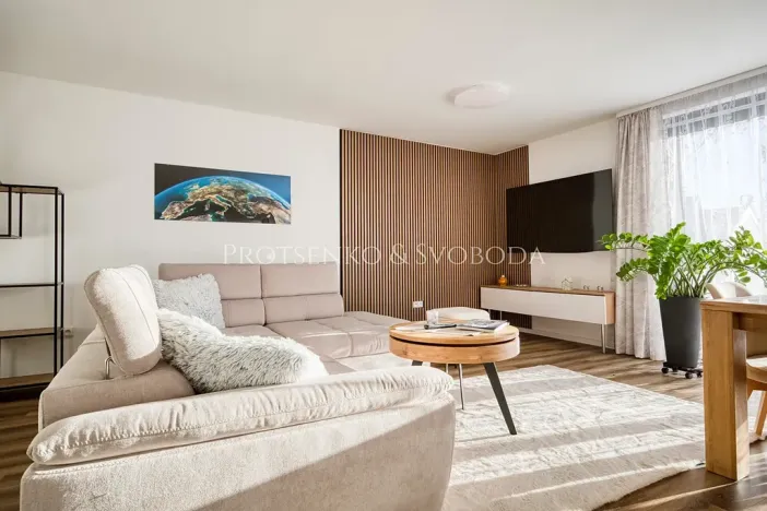 Prodej rodinného domu, Kamenice nad Lipou, Dobšova, 210 m2