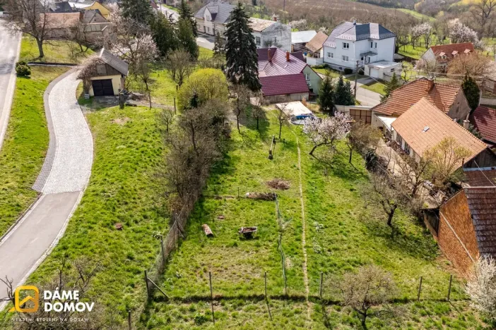 Prodej pozemku pro bydlení, Vážany, 700 m2