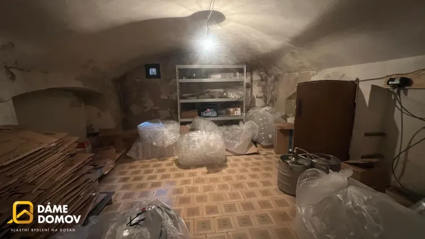 Pronájem obchodního prostoru, Napajedla, 65 m2