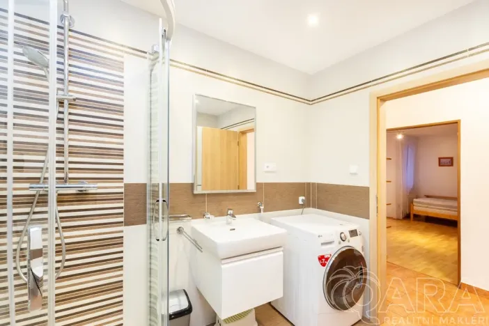 Pronájem rodinného domu, Opařany, 147 m2