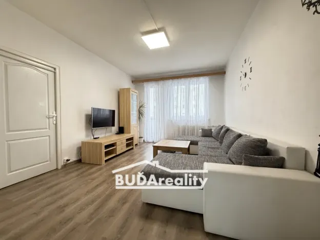 Prodej bytu 3+1, Zlín - Malenovice, Husova, 65 m2