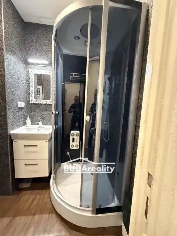 Prodej bytu 3+1, Zlín - Malenovice, Husova, 65 m2