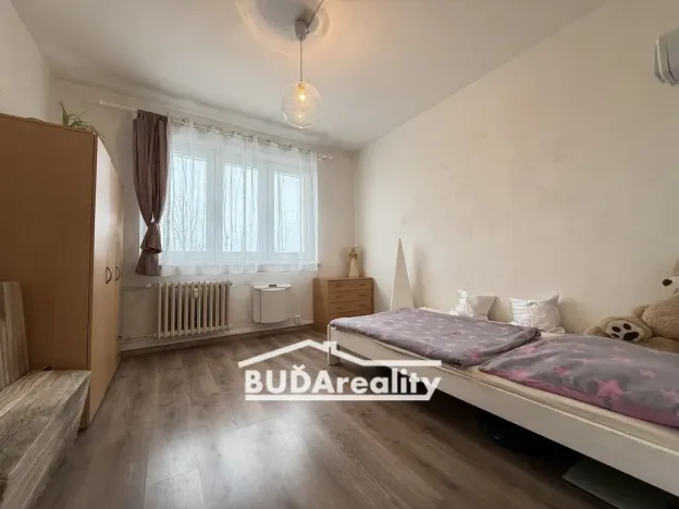 Prodej bytu 3+1, Zlín - Malenovice, Husova, 65 m2