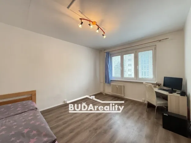 Prodej bytu 3+1, Zlín - Malenovice, Husova, 65 m2