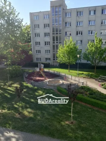 Prodej bytu 3+1, Zlín - Malenovice, Husova, 65 m2