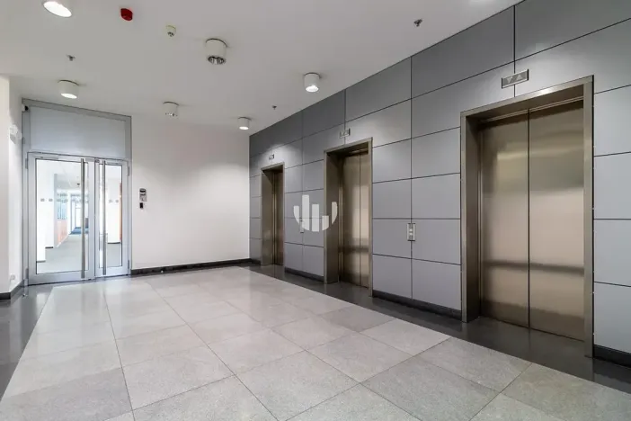 Pronájem kanceláře, Praha - Holešovice, Jankovcova, 291 m2