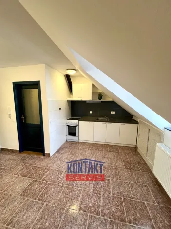 Pronájem bytu 2+kk, Jindřichův Hradec, Kostelní, 45 m2