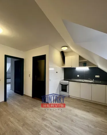 Pronájem bytu 2+kk, Jindřichův Hradec, Kostelní, 45 m2