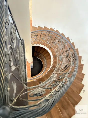 Prodej vily, Nová Role - Mezirolí, 350 m2