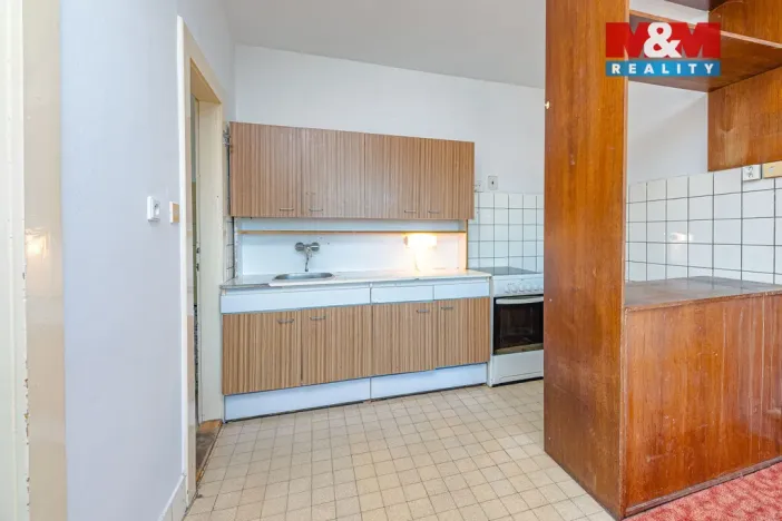 Prodej bytu 3+1, Náchod, Bartoňova, 84 m2