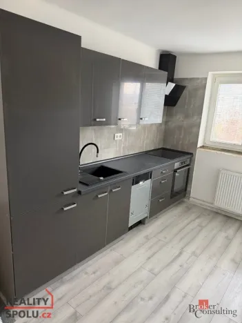 Pronájem bytu 2+kk, Krnov - Pod Bezručovým vrchem, Vrchlického, 54 m2