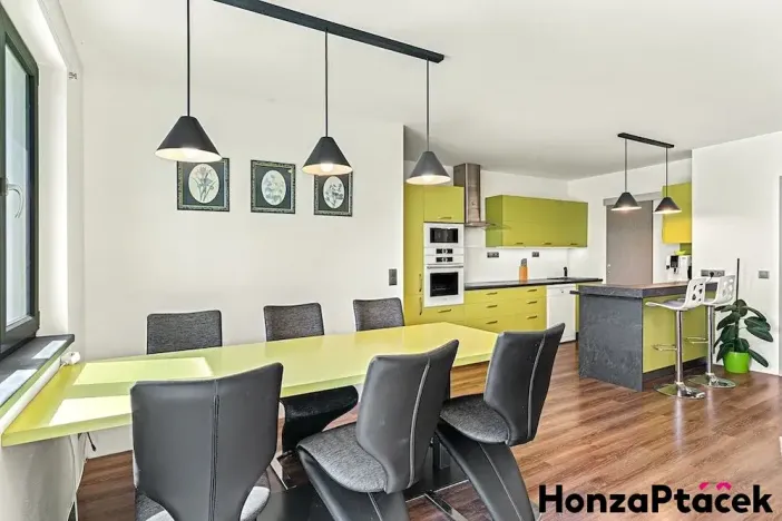 Prodej rodinného domu, Černé Voděrady, Černokostelecká, 159 m2