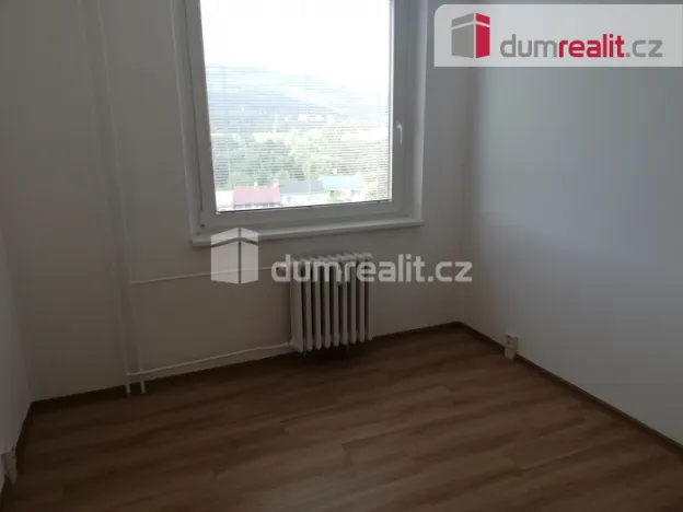 Pronájem bytu 4+1, Teplice - Trnovany, Krušnohorská, 78 m2