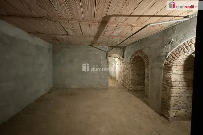 Pronájem obchodního prostoru, Praha - Smíchov, Lidická, 200 m2