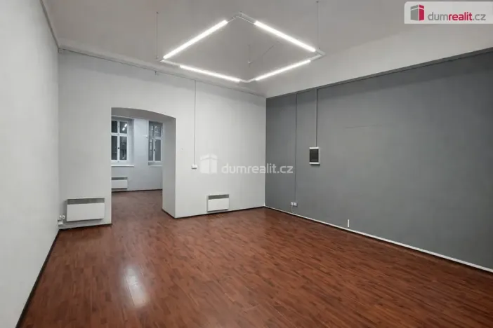 Pronájem obchodního prostoru, Praha - Smíchov, Lidická, 50 m2