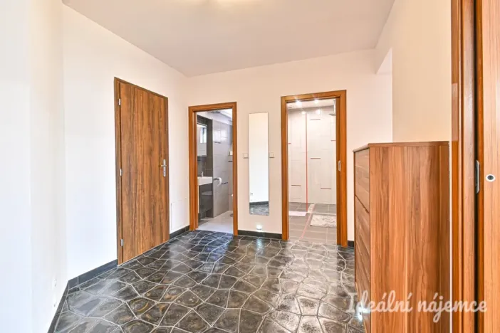 Pronájem bytu 3+kk, Brno, Křídlovická, 62 m2