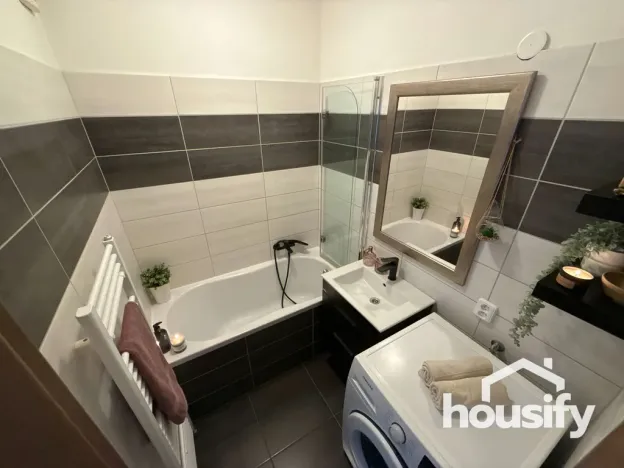 Prodej bytu 3+kk, Znojmo, Pod Soudním vrchem, 70 m2