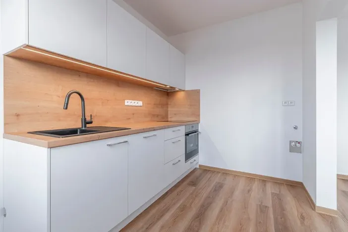 Prodej bytu 2+1, Olomouc - Nová Ulice, tř. Svornosti, 49 m2