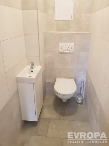 Pronájem bytu 2+kk, Hrádek nad Nisou, 1. máje, 55 m2