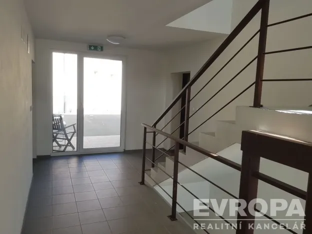 Pronájem bytu 2+kk, Hrádek nad Nisou, 1. máje, 55 m2