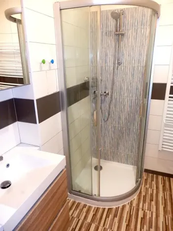 Pronájem bytu 2+kk, Praha - Vršovice, Holandská, 43 m2