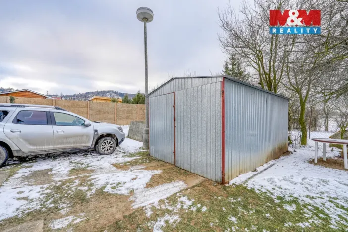 Prodej bytu 4+1, Blatno, 81 m2