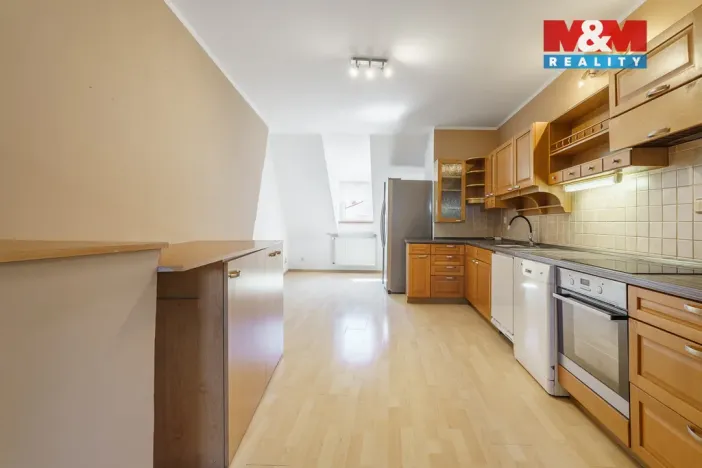 Prodej bytu 3+1, Cheb, Cechovní, 130 m2