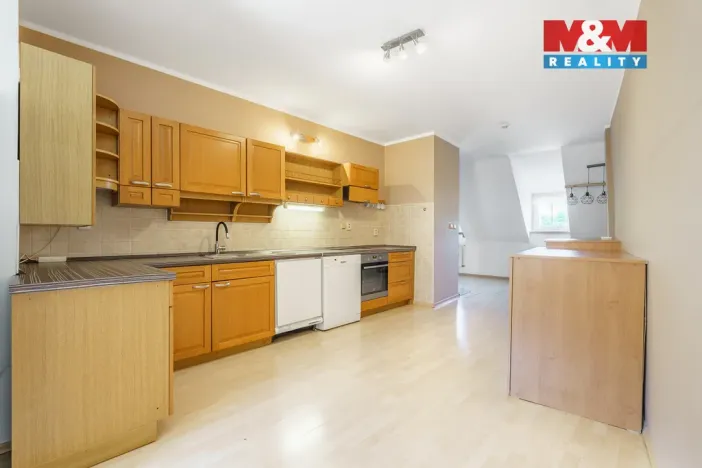 Prodej bytu 3+1, Cheb, Cechovní, 130 m2