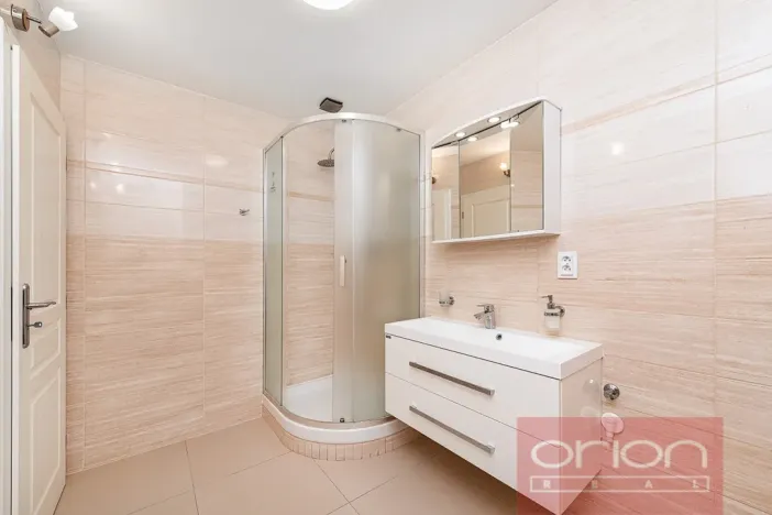 Prodej bytu 5+kk, Praha - Smíchov, Podbělohorská, 126 m2