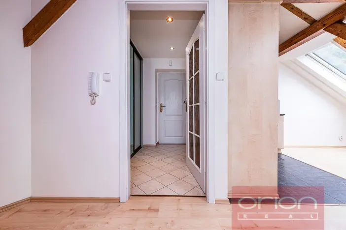 Prodej bytu 2+kk, Praha - Smíchov, Na Zatlance, 53 m2