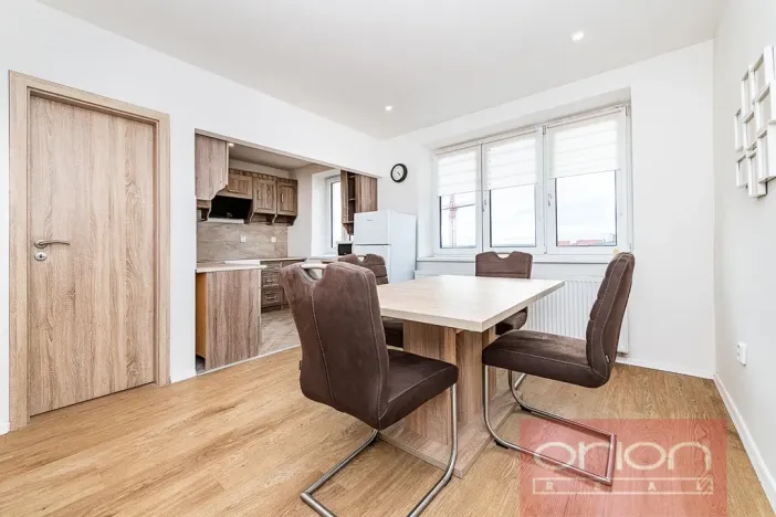 Pronájem bytu 3+1, Praha - Vinohrady, Slavíkova, 82 m2