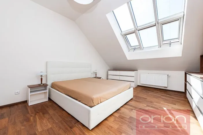 Pronájem bytu 3+kk, Praha - Žižkov, Kubelíkova, 101 m2