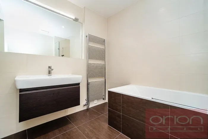 Pronájem bytu 3+kk, Praha - Smíchov, Pod Děvínem, 107 m2