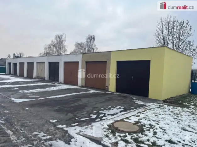 Prodej garáže, Opava - Komárov, Podvihovská, 20 m2
