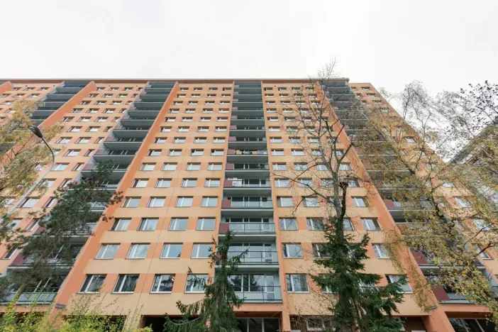 Pronájem bytu 2+kk, Praha - Kobylisy, Rajmonova, 66 m2