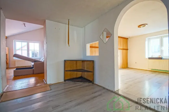 Prodej rodinného domu, Javorník, Družstevní, 407 m2