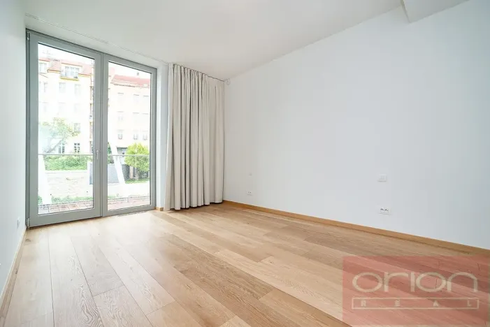 Pronájem bytu 4+kk, Praha - Smíchov, Holečkova, 211 m2