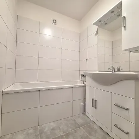 Pronájem bytu 2+kk, Praha - Vršovice, Finská, 43 m2