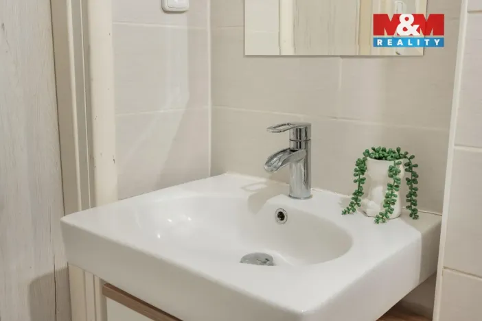 Prodej bytu 2+kk, Praha, Mladých Běchovic, 49 m2