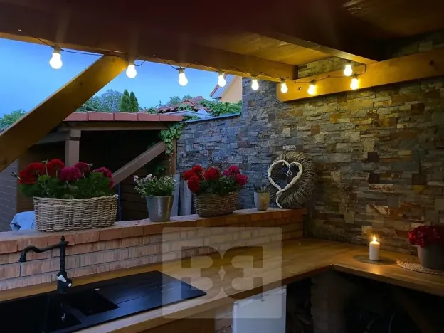 Prodej rodinného domu, Zlatníky-Hodkovice, Souběžná, 139 m2