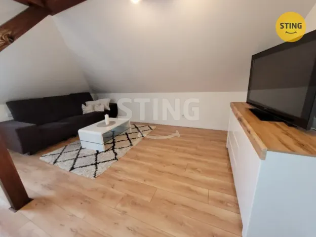 Pronájem bytu 2+kk, Ostrava, Bajgarova, 77 m2