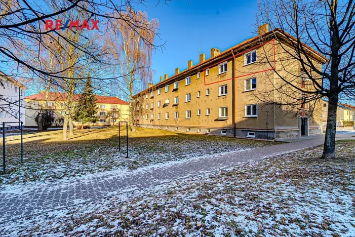 Prodej bytu 2+1, Kladno, Vodárenská, 37 m2
