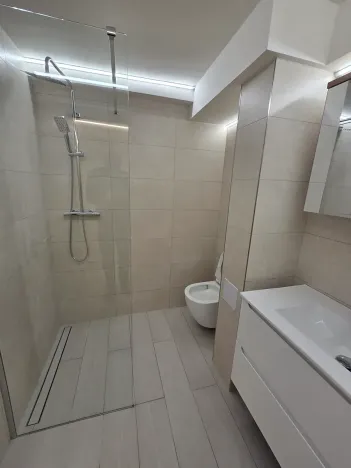 Pronájem bytu 1+kk, Praha - Vinohrady, Nad olšinami, 27 m2