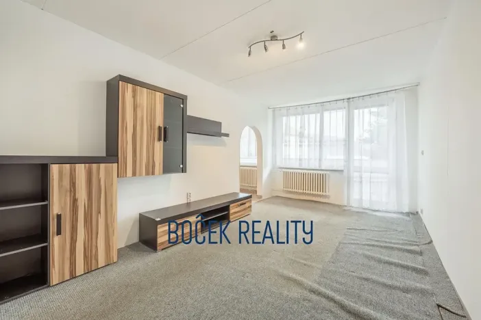 Prodej bytu 3+1, Komárov, Mládežnická, 65 m2