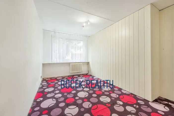 Prodej bytu 3+1, Komárov, Mládežnická, 65 m2