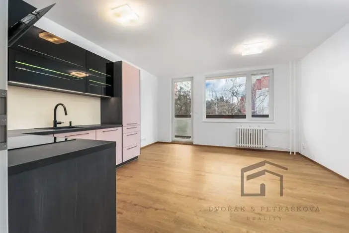 Pronájem bytu 4+kk, Praha - Modřany, Levského, 73 m2