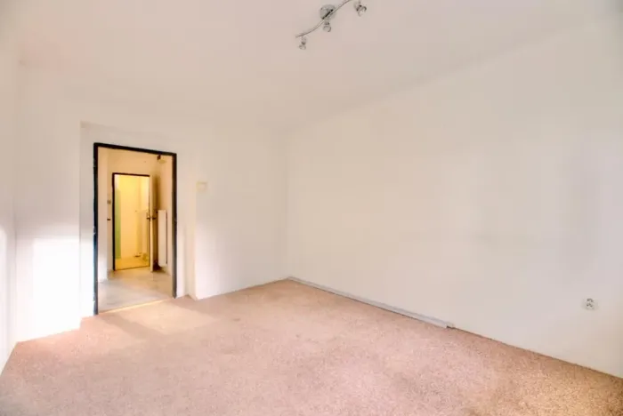 Prodej bytu 3+1, Řevnice, Legií, 60 m2