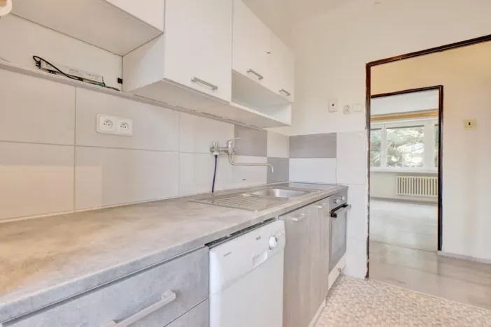 Prodej bytu 3+1, Řevnice, Legií, 60 m2