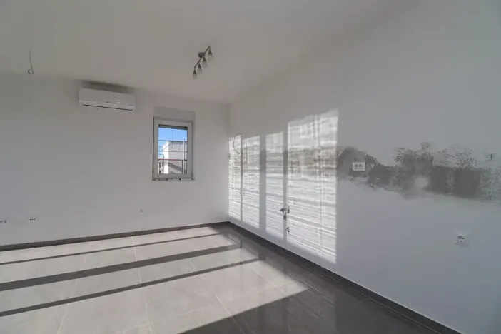 Prodej bytu 3+kk, Tribunj, Chorvatsko, 75 m2