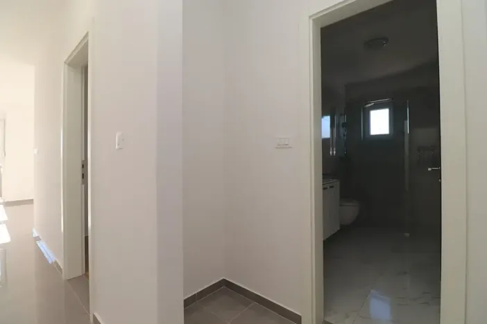 Prodej bytu 3+kk, Tribunj, Chorvatsko, 75 m2